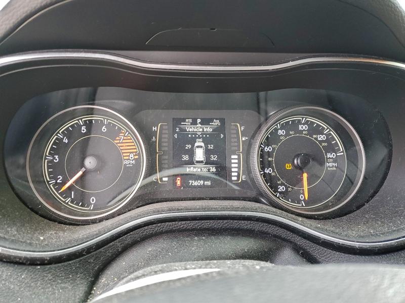 Фото 9 - JEEP GRAND CHER