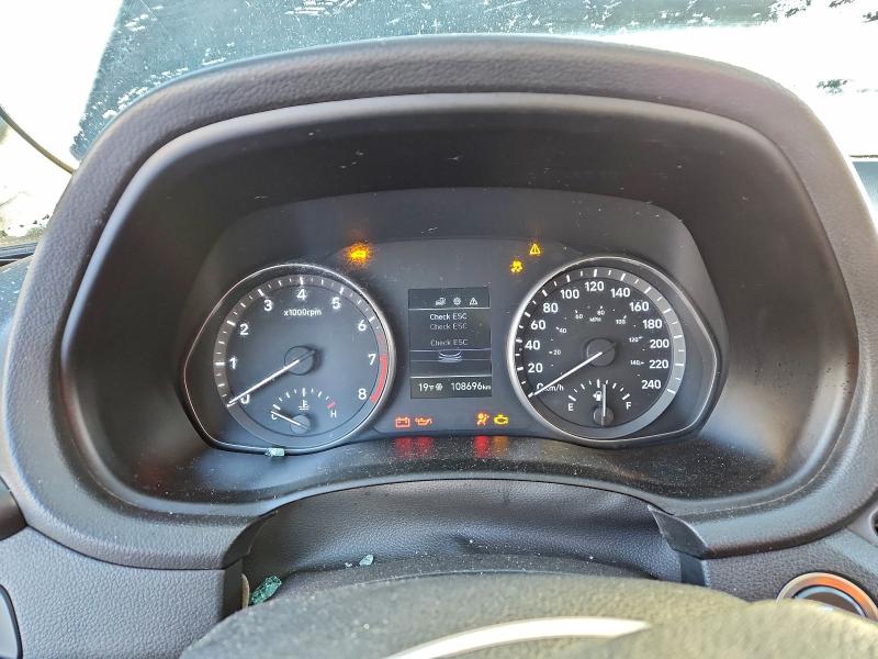 Фото 9 - HYUNDAI ELANTRA