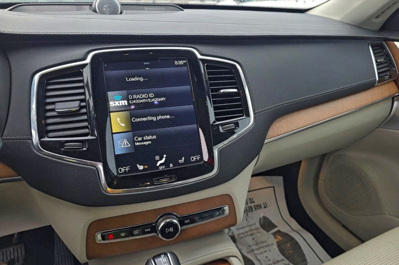 Фото 9 - VOLVO XC90