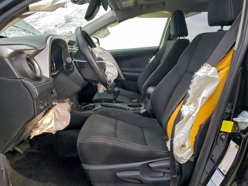 Фото 7 - TOYOTA RAV4