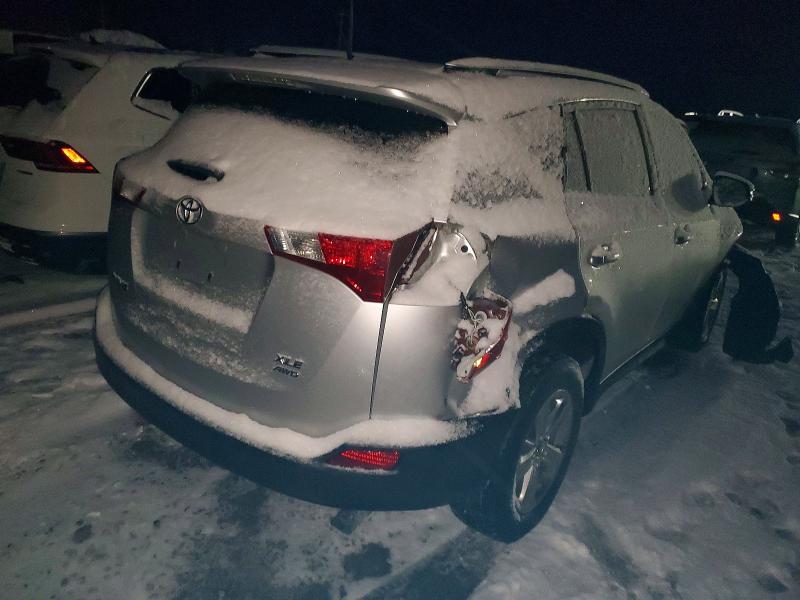 Фото 3 - TOYOTA RAV4