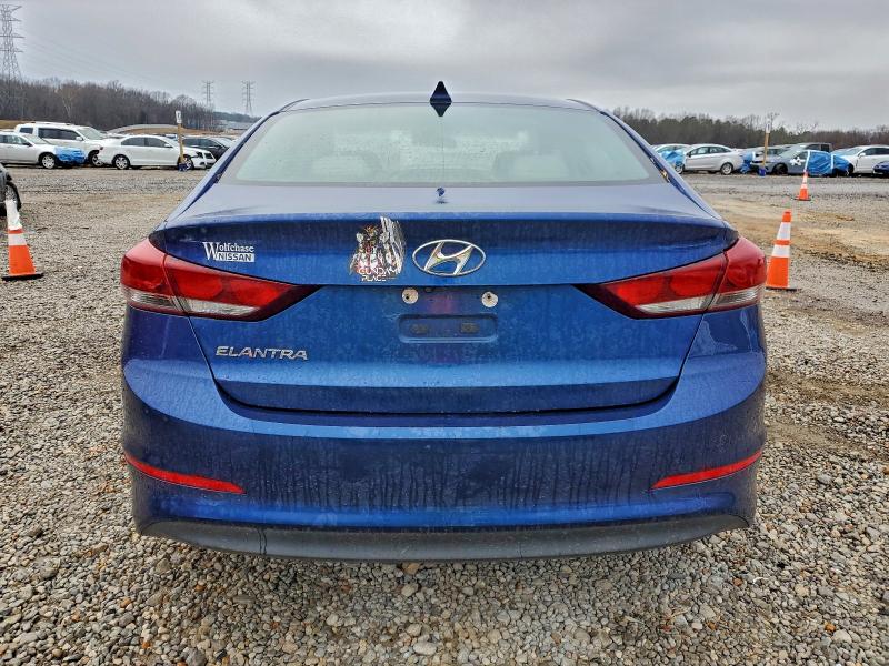 Фото 6 - HYUNDAI ELANTRA