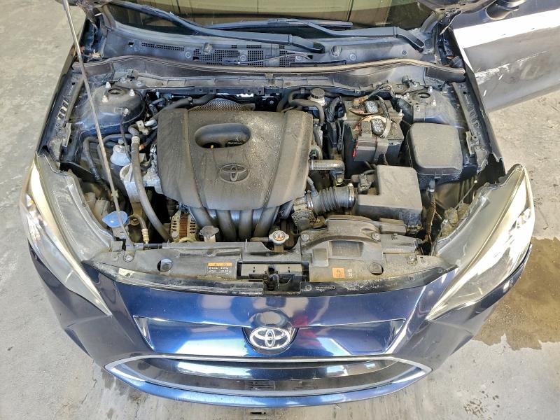 Фото 11 - TOYOTA YARIS