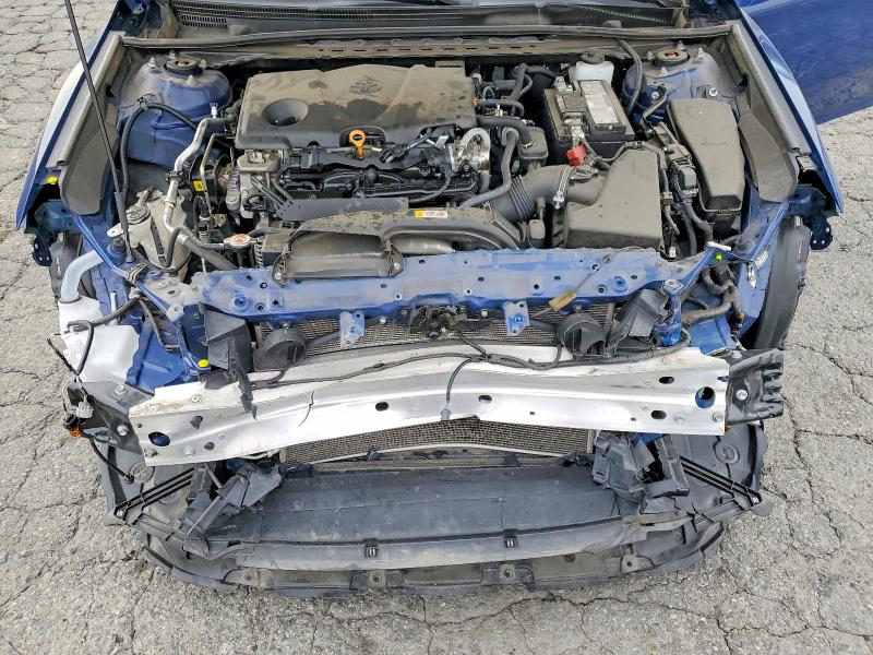 Фото 11 - TOYOTA CAMRY