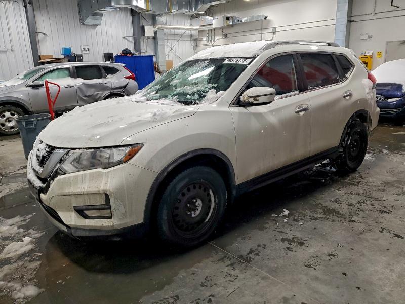 Фото 1 - NISSAN ROGUE