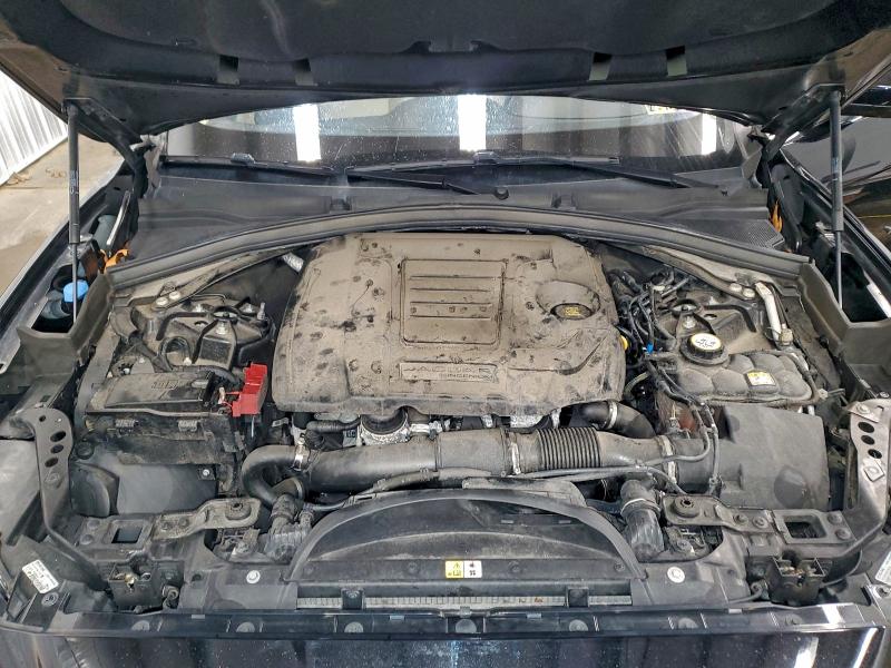 Фото 12 - JAGUAR F-PACE