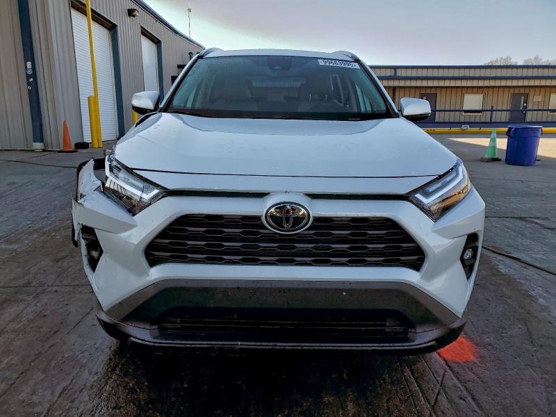 Фото 5 - TOYOTA RAV4