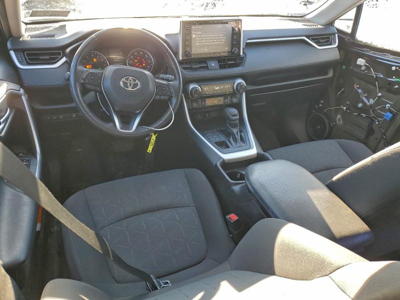 Фото 8 - TOYOTA RAV4