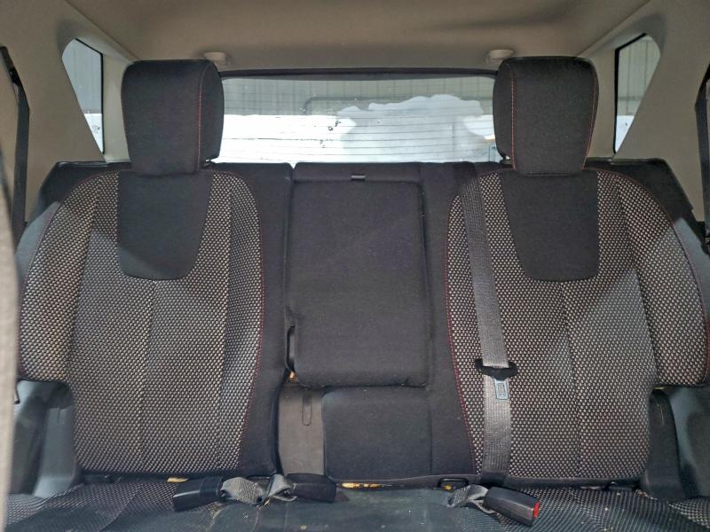 Фото 10 - CHEVROLET EQUINOX