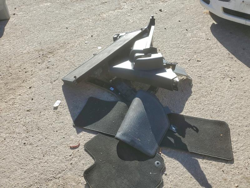 Фото 13 - CHEVROLET EQUINOX