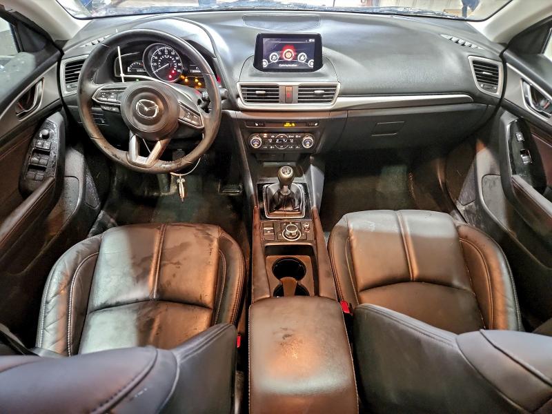 Фото 8 - MAZDA 3