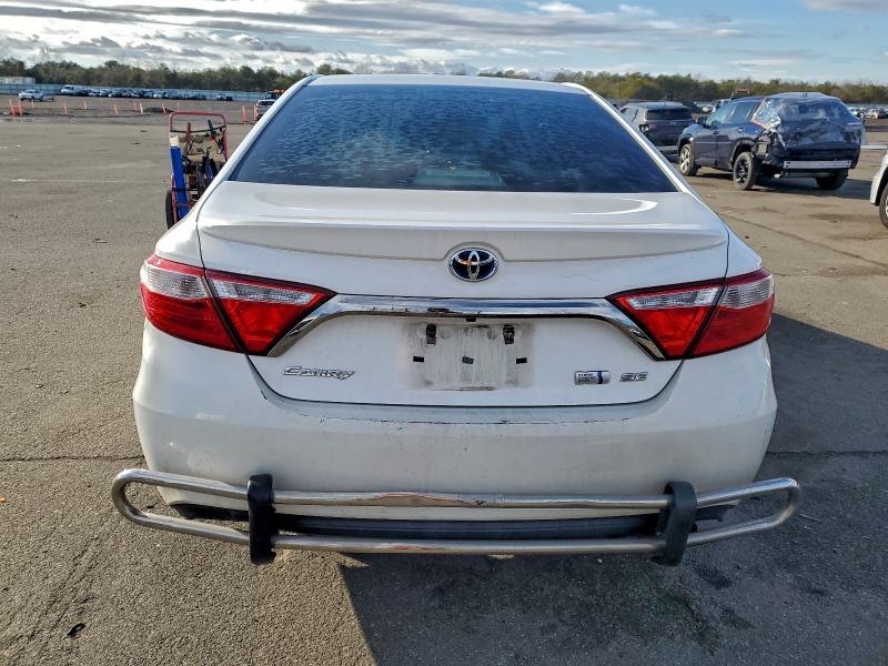 Фото 6 - TOYOTA CAMRY