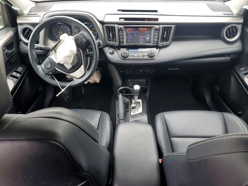 Фото 8 - TOYOTA RAV4