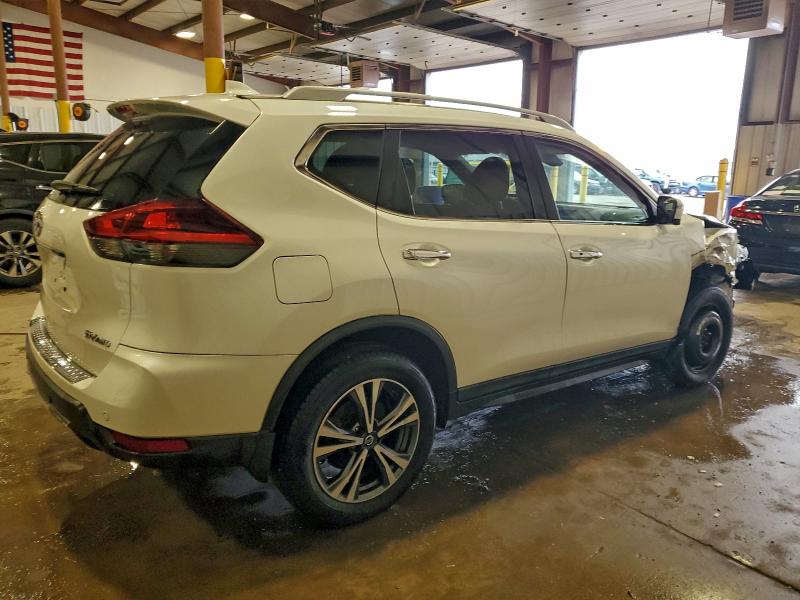 Фото 3 - NISSAN ROGUE