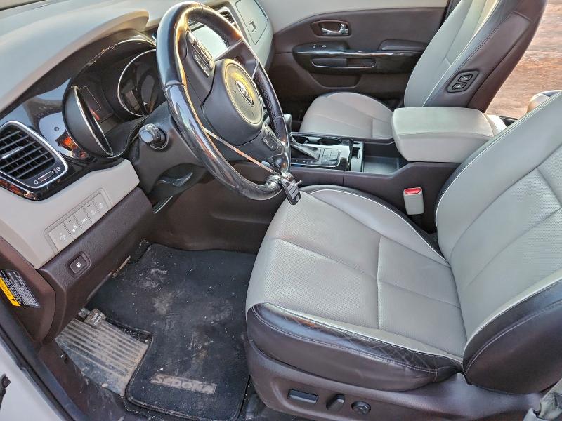 Фото 7 - KIA SEDONA