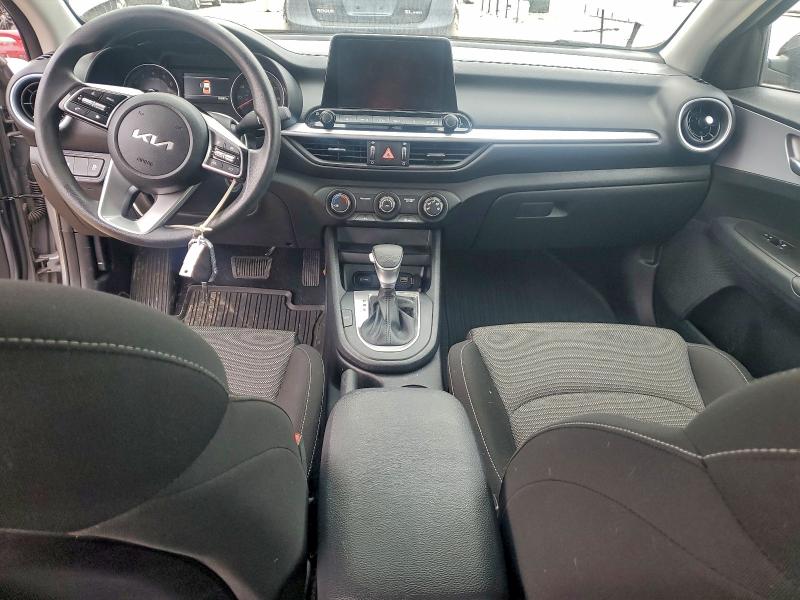 Фото 8 - KIA FORTE