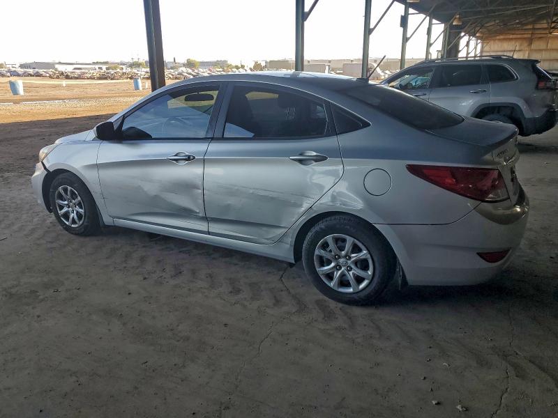 Фото 2 - HYUNDAI ACCENT