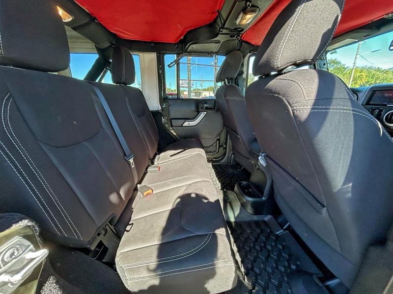 Фото 6 - JEEP WRANGLER