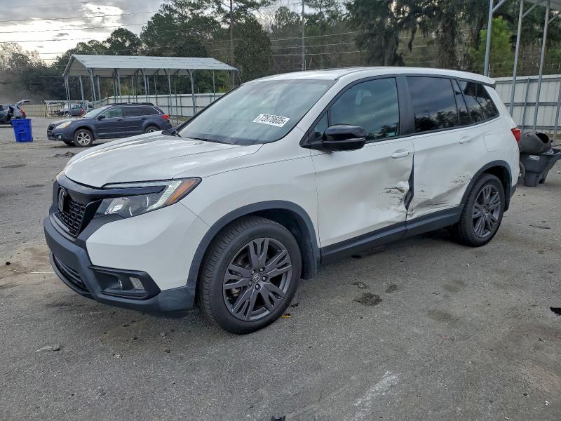 Фото 1 - HONDA PASSPORT