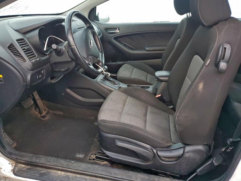 Фото 7 - KIA FORTE