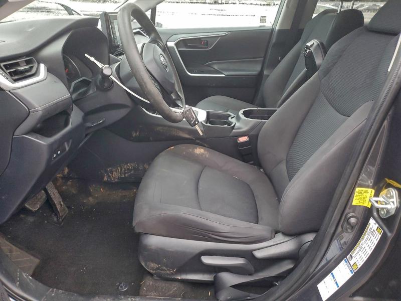 Фото 7 - TOYOTA RAV4