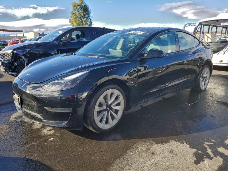 Фото 1 - TESLA MODEL 3