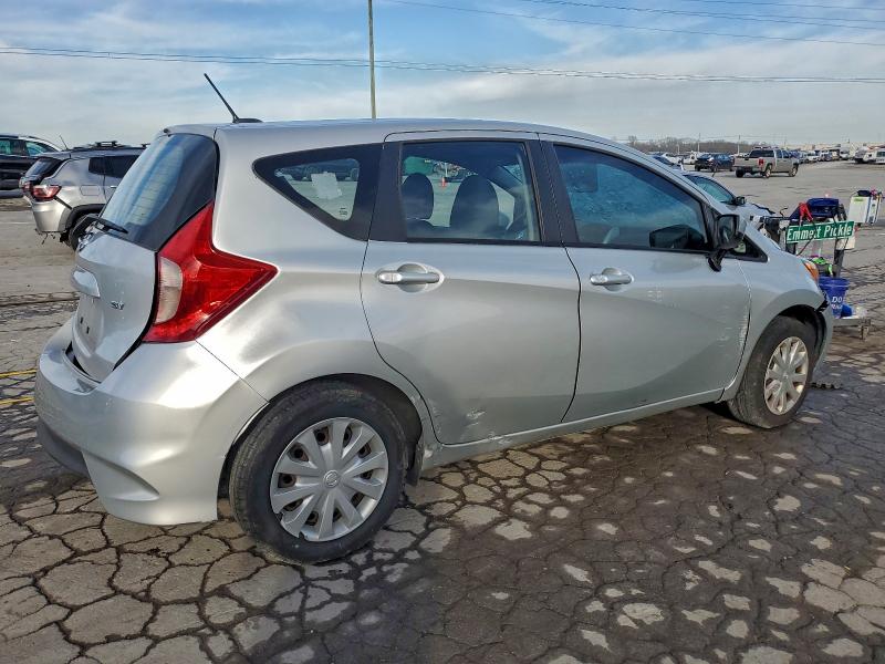 Фото 3 - NISSAN VERSA