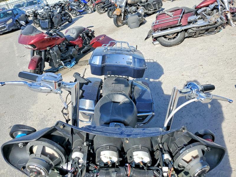 HARLEY-DAVIDSON FL 2008