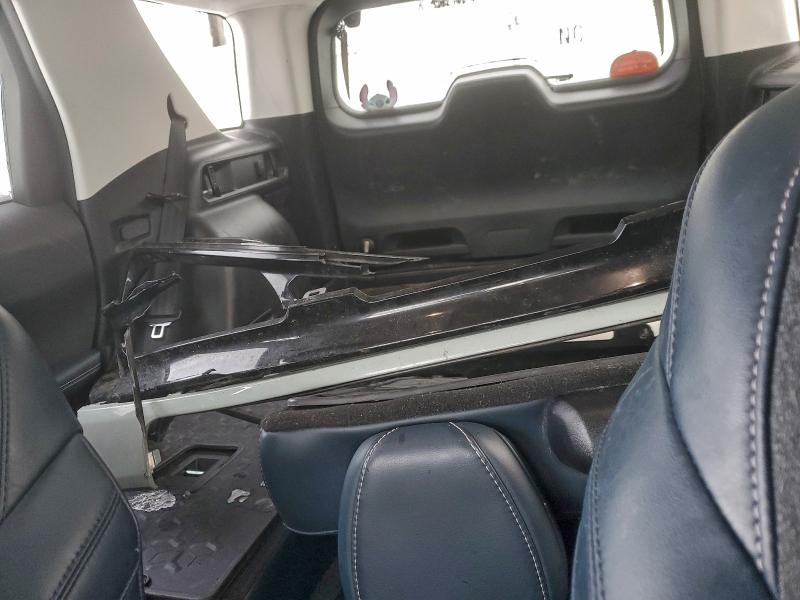 Фото 10 - FORD BRONCO