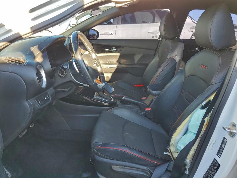 Фото 7 - KIA FORTE