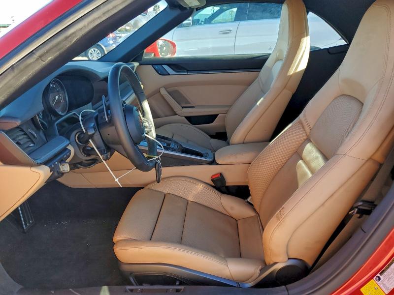 Фото 7 - PORSCHE 911