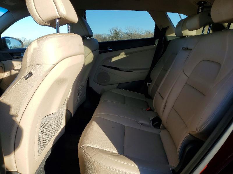 Фото 11 - HYUNDAI TUCSON