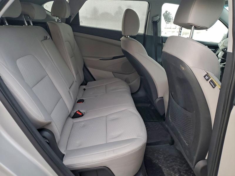 Фото 11 - HYUNDAI TUCSON