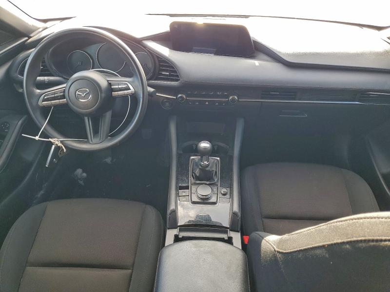 Фото 8 - MAZDA 3