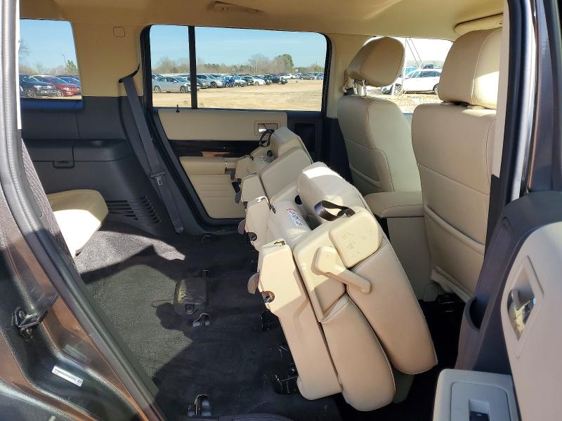 Фото 11 - FORD FLEX