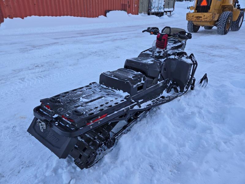 2022 SKI-DOO EXPEDITION