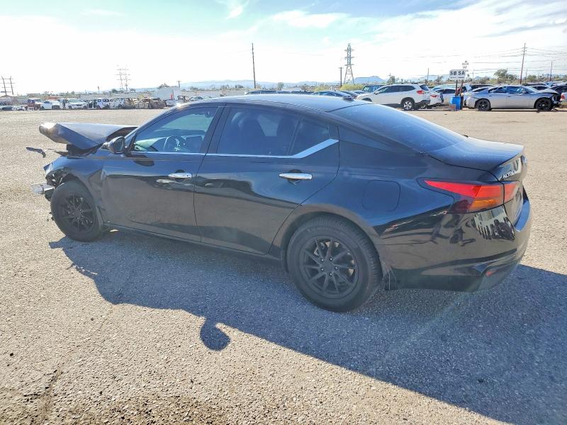 Фото 2 - NISSAN ALTIMA