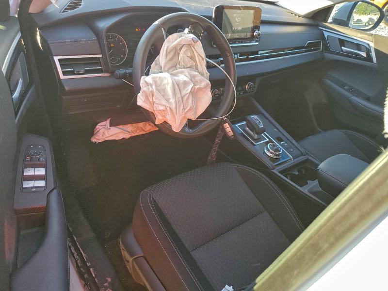 Фото 8 - MITSUBISHI OUTLANDER