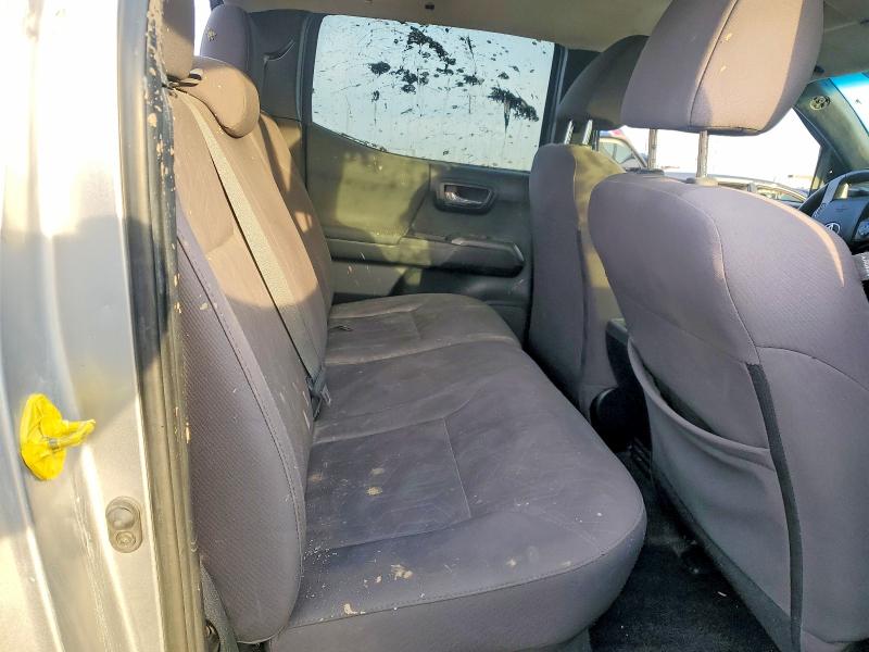 Фото 10 - TOYOTA TACOMA