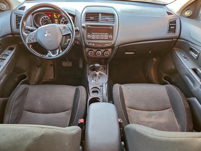 Фото 8 - MITSUBISHI OUTLANDER