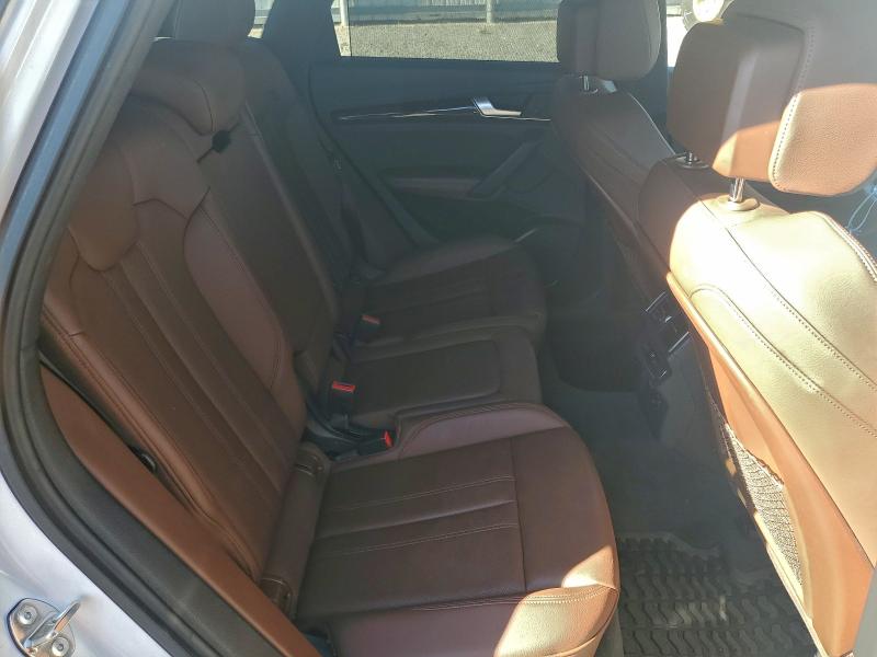 Фото 11 - AUDI Q5