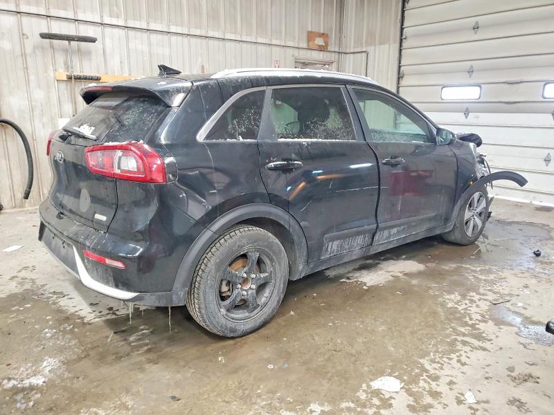 Фото 3 - KIA NIRO