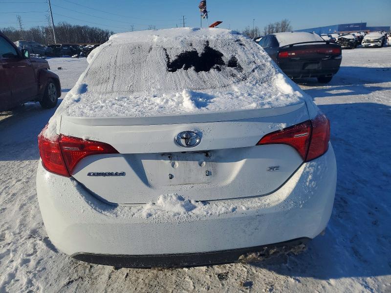 Фото 6 - TOYOTA COROLLA