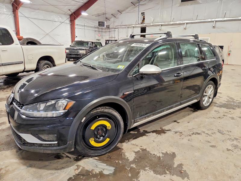 Фото 1 - VOLKSWAGEN GOLF