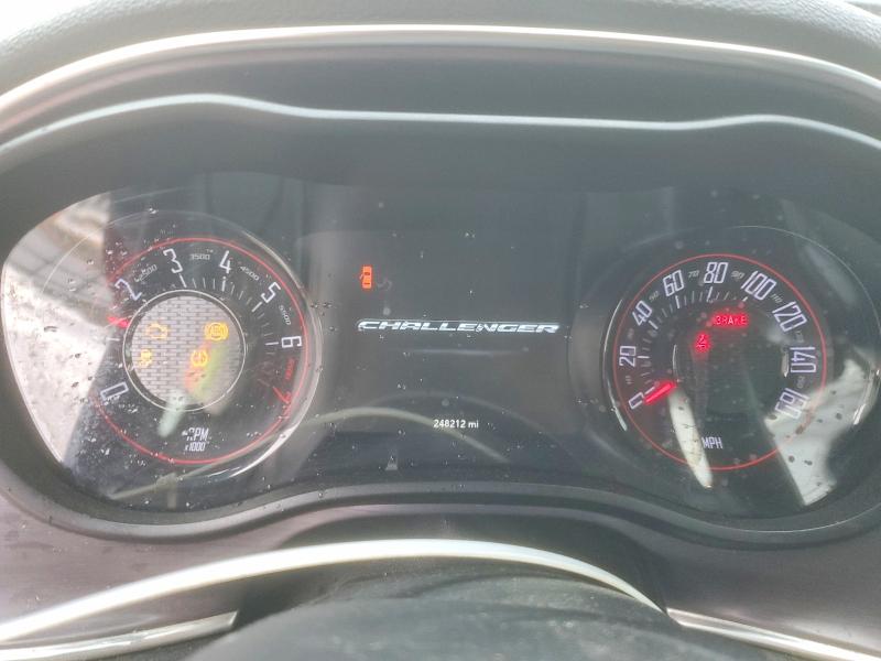 Фото 9 - DODGE CHALLENGER