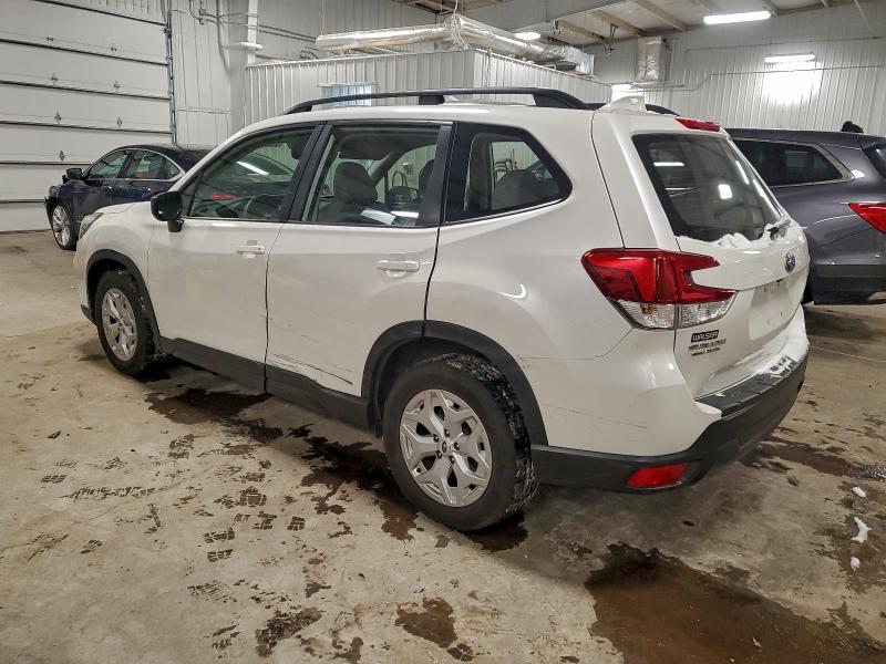 Фото 2 - SUBARU FORESTER