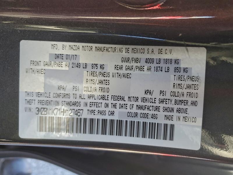 Фото 12 - MAZDA 3