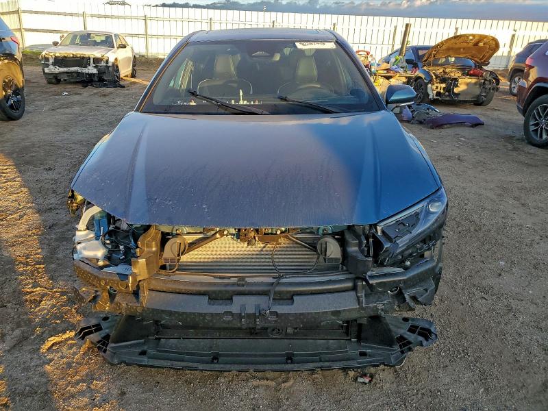 Фото 5 - TOYOTA CAMRY