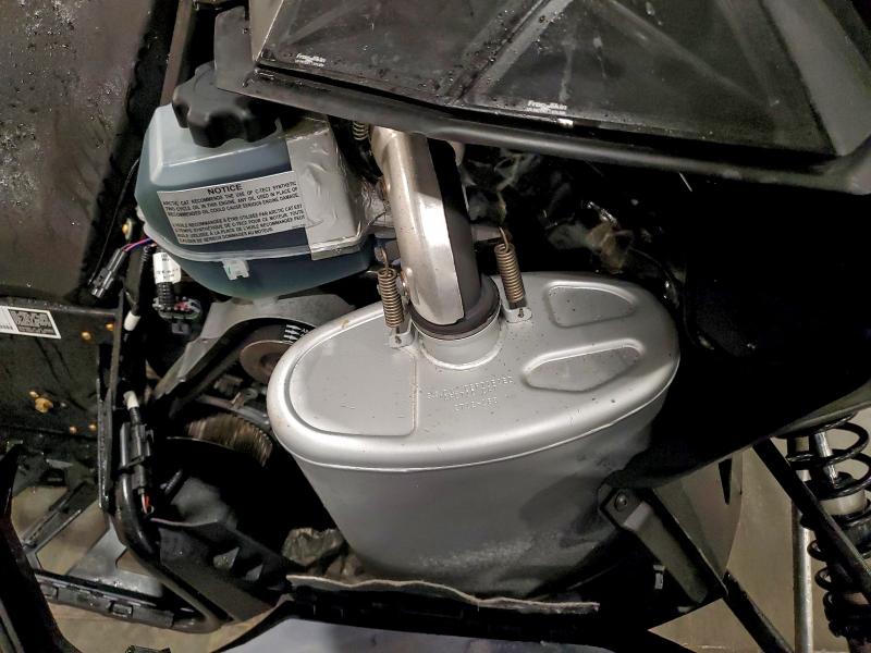 ARCTIC-CAT SNOWMOBILE 2025