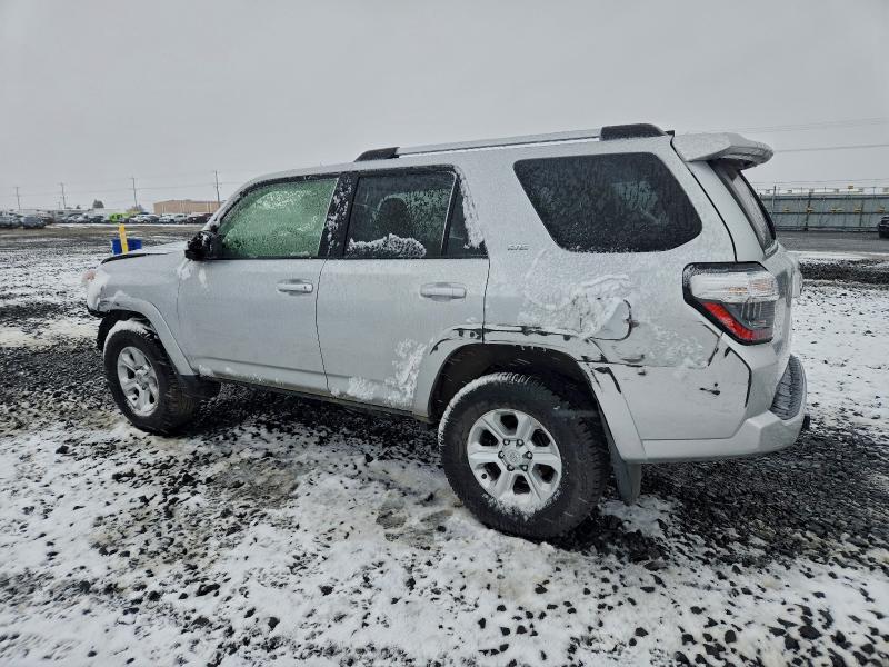 Фото 2 - TOYOTA 4RUNNER